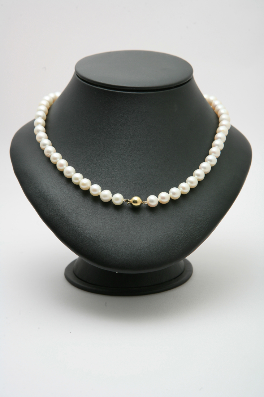 8-8.5mm Freshwater Pearl Necklace - Gray's Jewellers